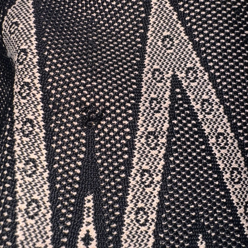 BCBGMaxAzria Black and Cream V-Neck Sweater - Picture 6 of 9